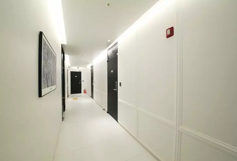 モーテル Yaja Wirye