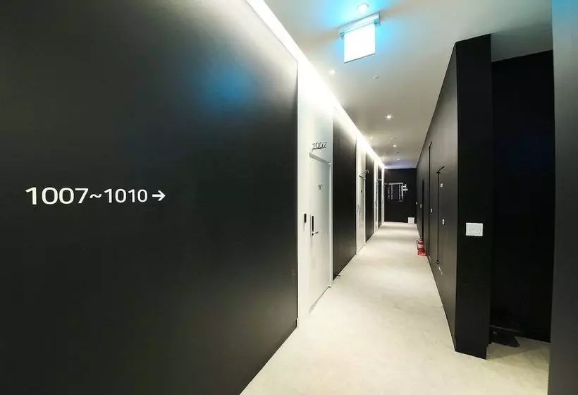 モーテル Yaja Wirye