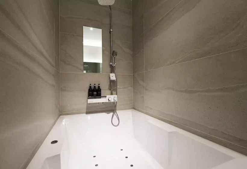 モーテル Yaja Wirye