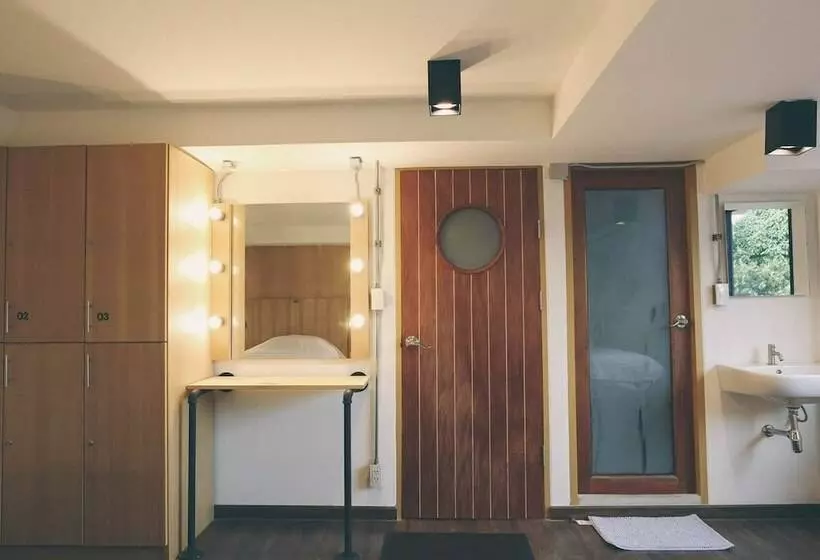 Vestique Hostel