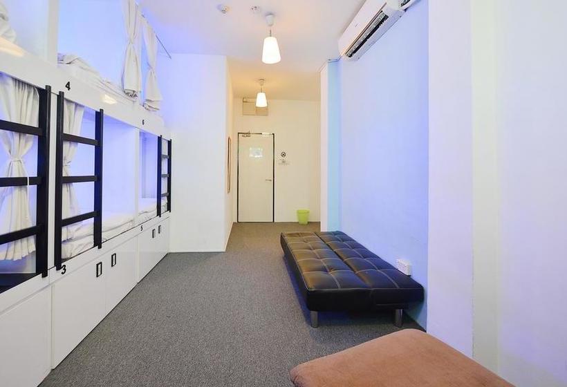 Zen Hostel Mosque Street