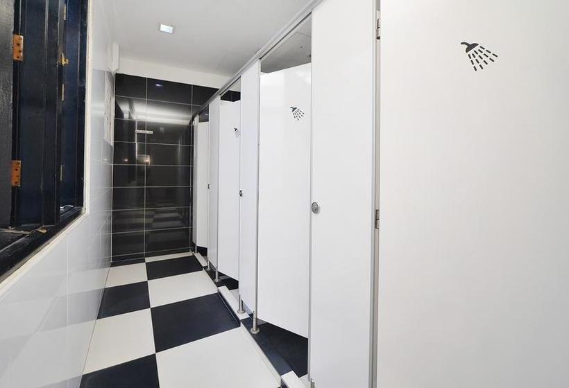 Zen Hostel Mosque Street