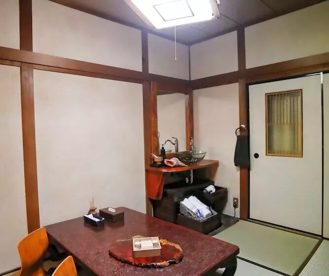 ベッドアンドブレックファースト Bighem Maison