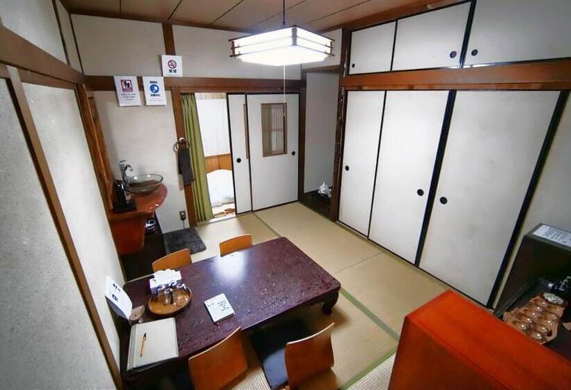 مبيت وإفطار Bighem Maison