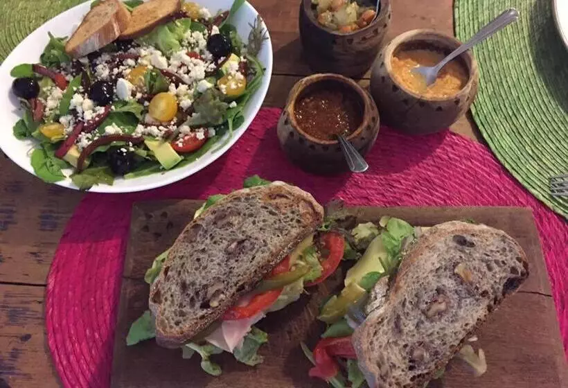 Aamiaismajoitus (B&B) Nomada