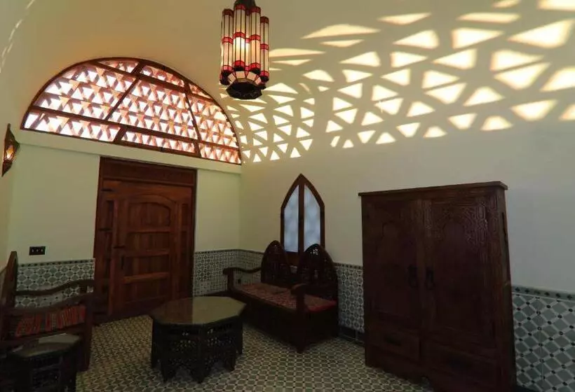 Aamiaismajoitus (B&B) Nomada