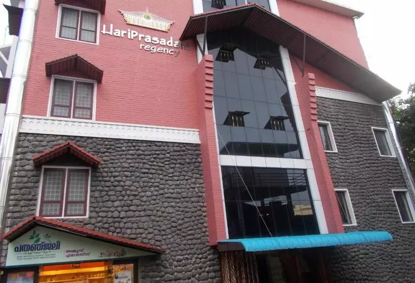 ホテル Hariprasadam