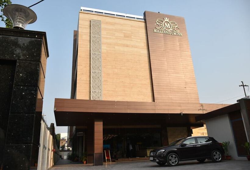 هتل Millennium Inn