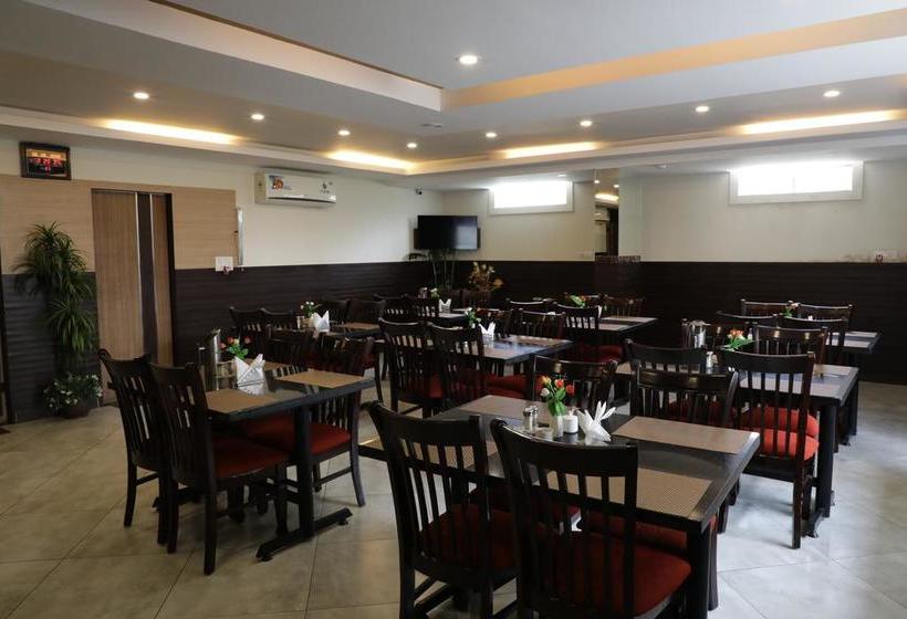 Fotos del hotel Treebo Trend Raj Residency:  16