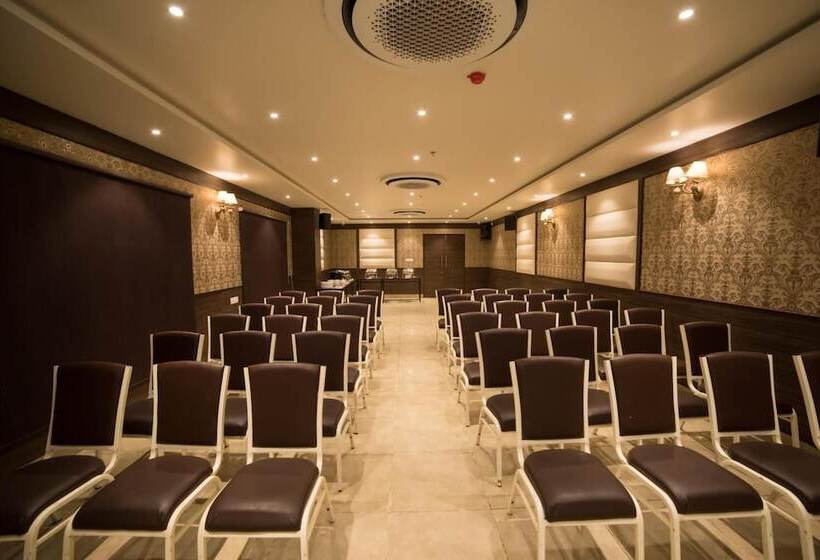 فندق Virgo Sumeru