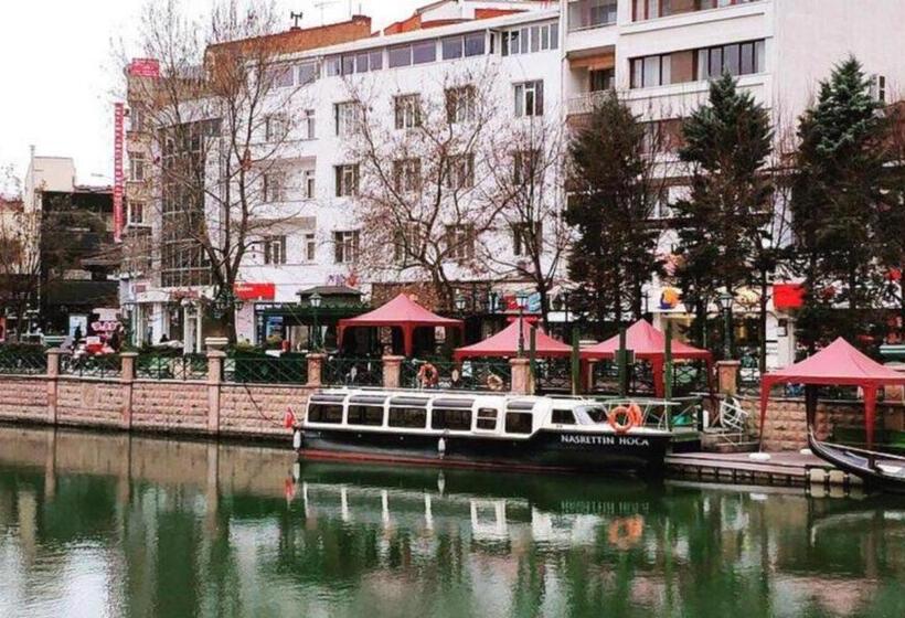 בית מלון כפרי Manzara