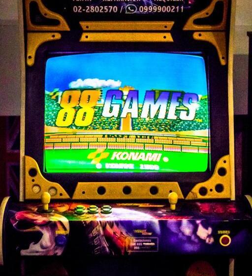 Retkeilymaja Vibes Aurik