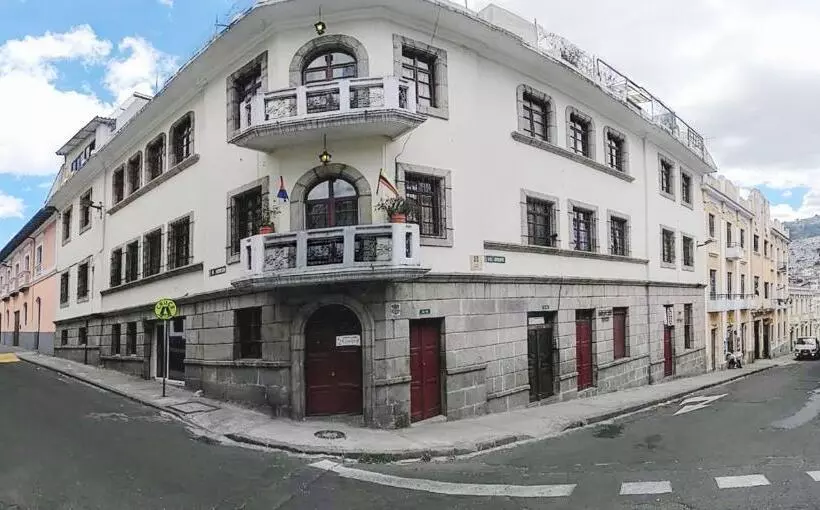 Retkeilymaja Vibes Aurik