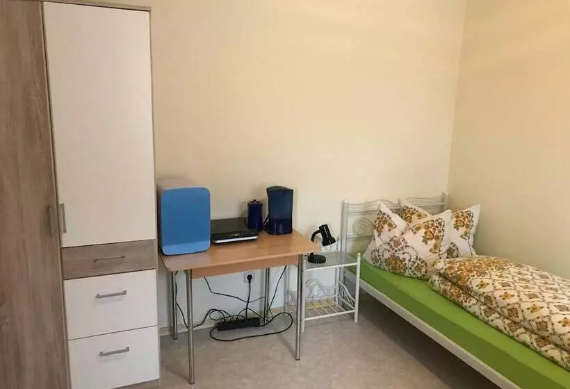 ベッドアンドブレックファースト Jurahof Wuermser