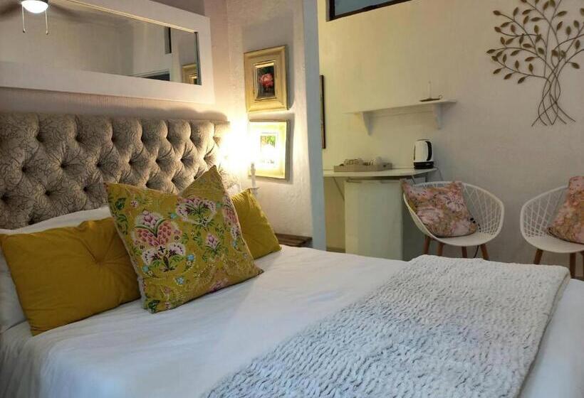 住宿加早餐  Villa Roc Guesthouse   Solar Power