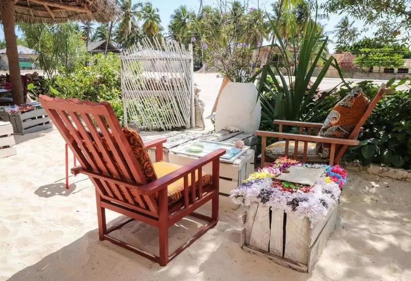 تختخواب و صبحانه Ocean Boho House