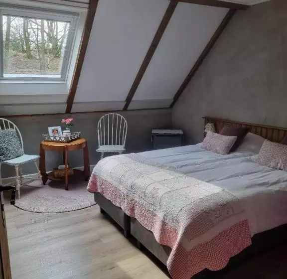 Bed & Breakfast Aan De Beek