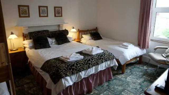 Cavell House Bed And Breakfast