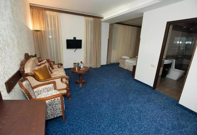 Hotelli Faria Boutique