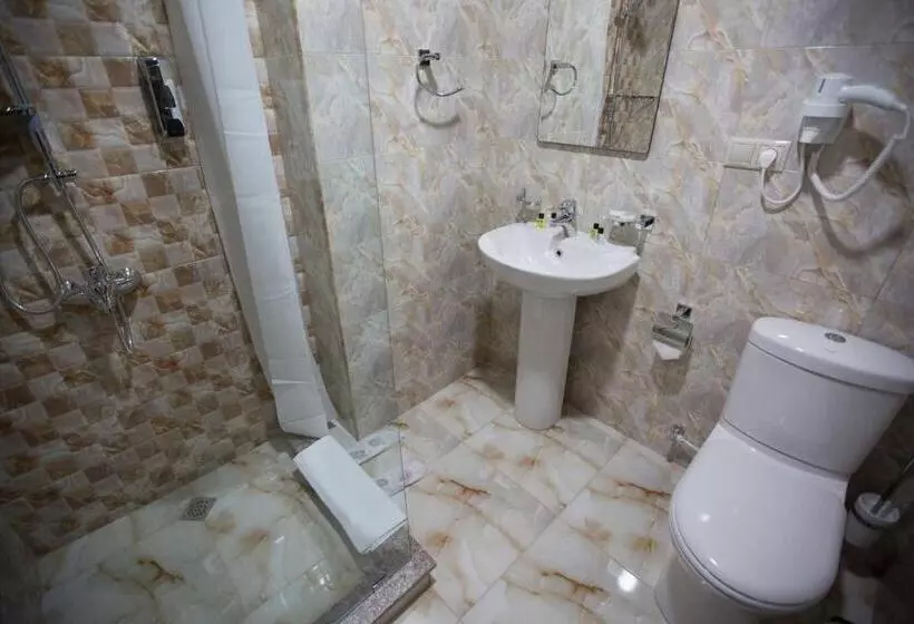 Hotelli Faria Boutique