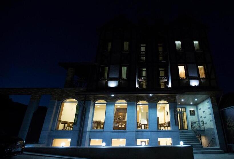 ホテル Faria Boutique