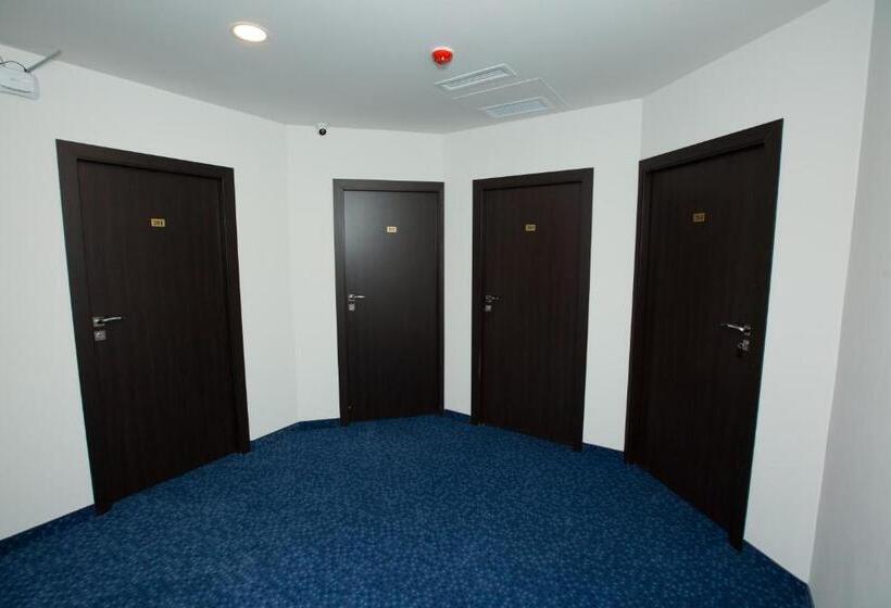 ホテル Faria Boutique