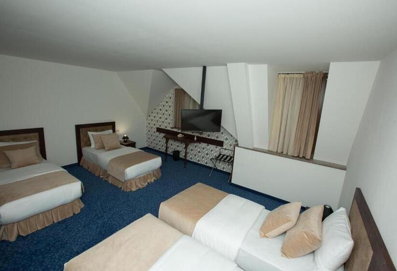 ホテル Faria Boutique