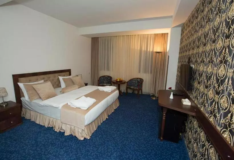 Hotelli Faria Boutique