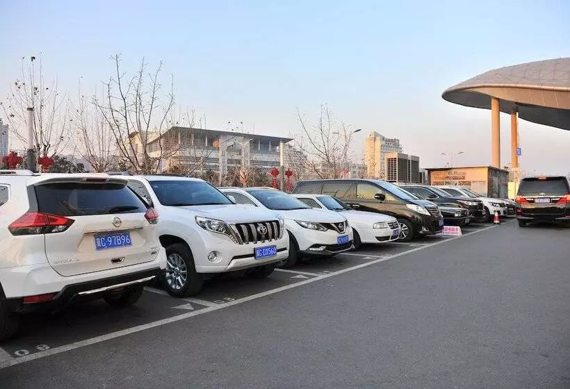 Hotelli Qinhuangdao Btg Jinglun