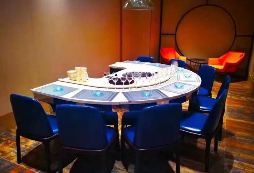 Hotelli Qinhuangdao Btg Jinglun