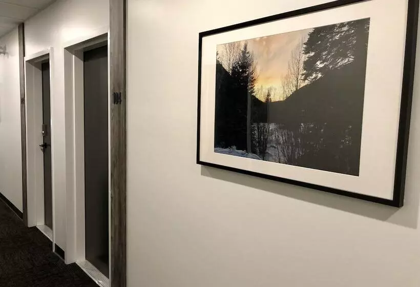 ホテル The Burfield