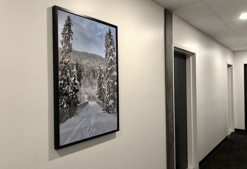 ホテル The Burfield