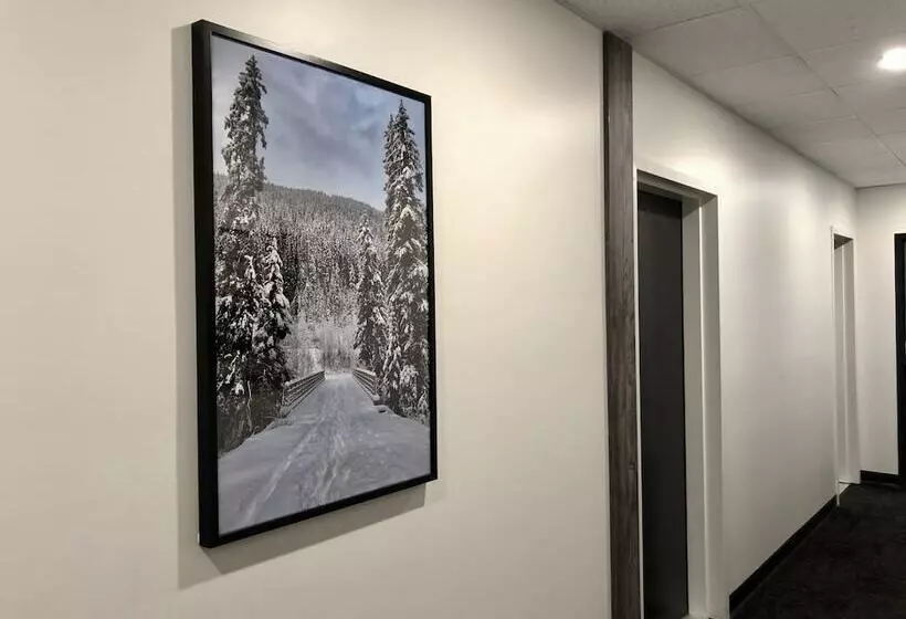 ホテル The Burfield