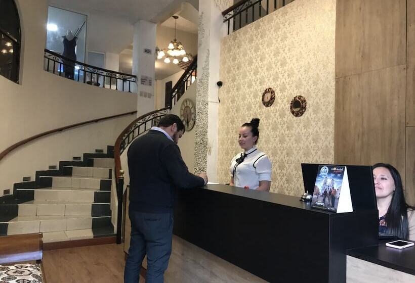 Grand Hotel Santa Ana