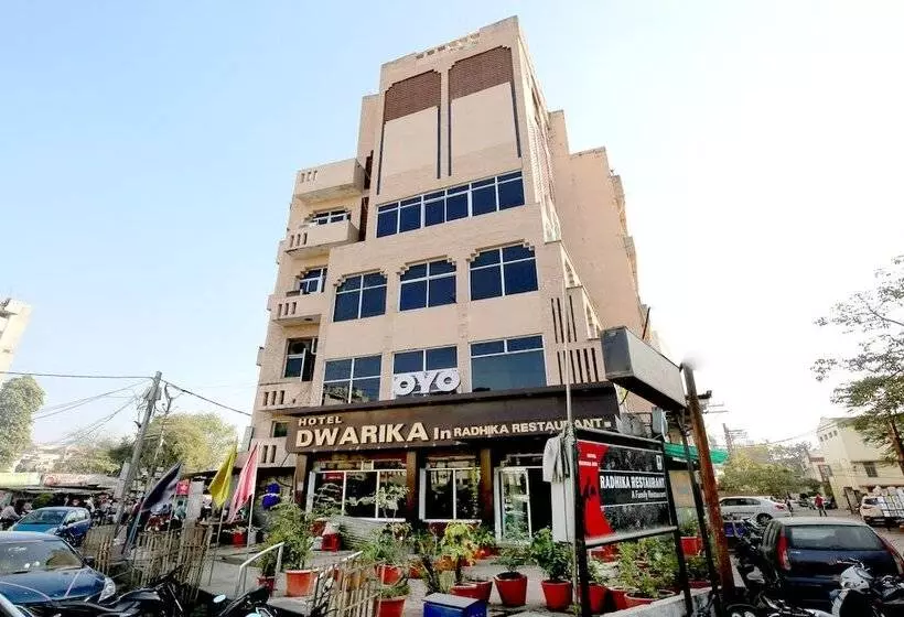 ホテル O Dwarika Inn