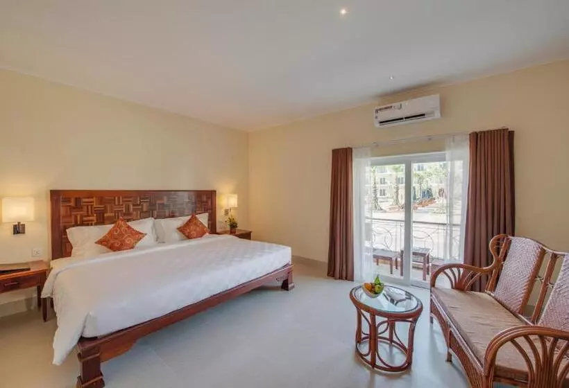 リゾートホテル Sokha Palace Siem Reap