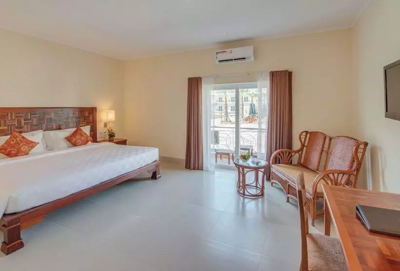 リゾートホテル Sokha Palace Siem Reap