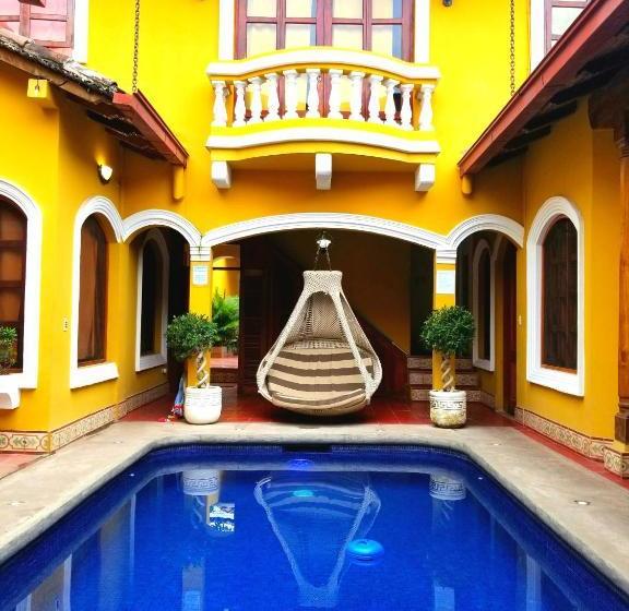 تختخواب و صبحانه Casa Del Agua