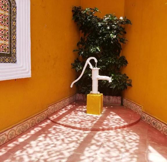 تختخواب و صبحانه Casa Del Agua