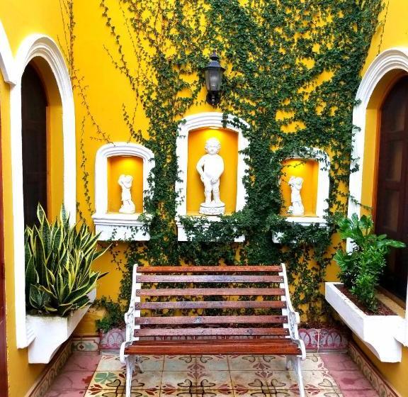 تختخواب و صبحانه Casa Del Agua