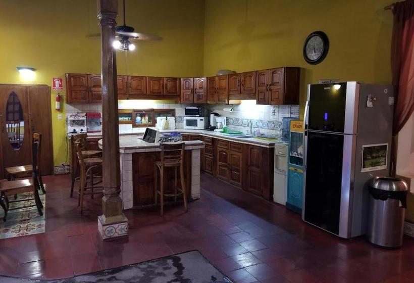 تختخواب و صبحانه Casa Del Agua