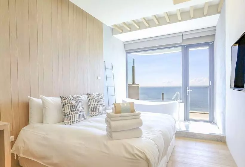 تختخواب و صبحانه Laguna Villas & Resorts
