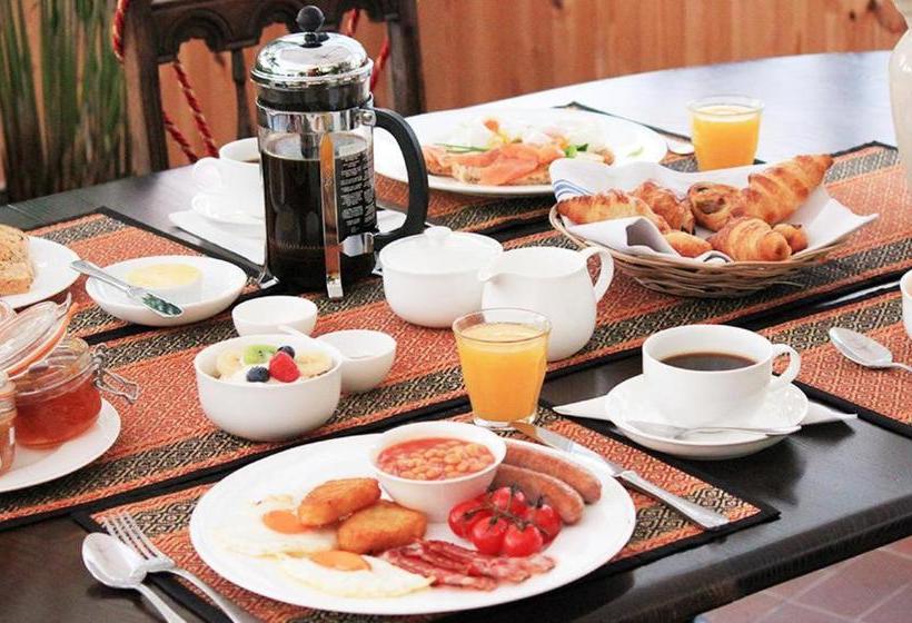 ベッドアンドブレックファースト Sennen Rise