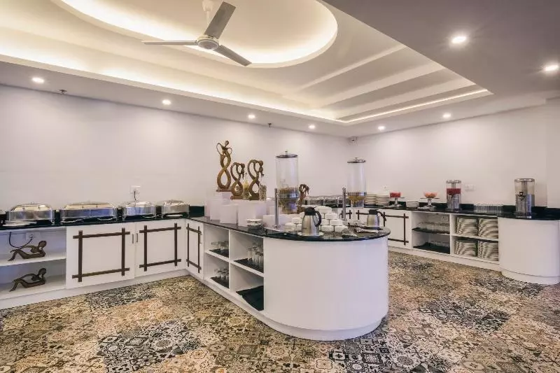 Elixir Hills Suites Resort And Spa