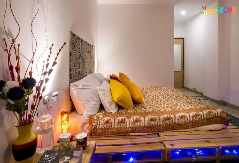 Gostops Agra   Hostel