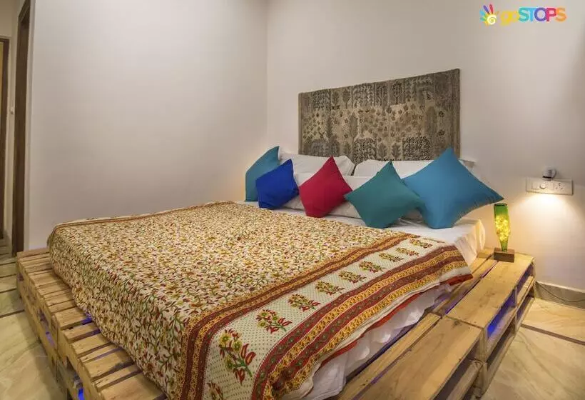 Gostops Agra   Hostel