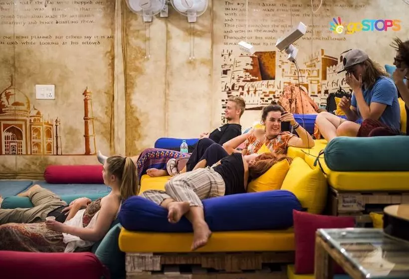 Gostops Agra   Hostel