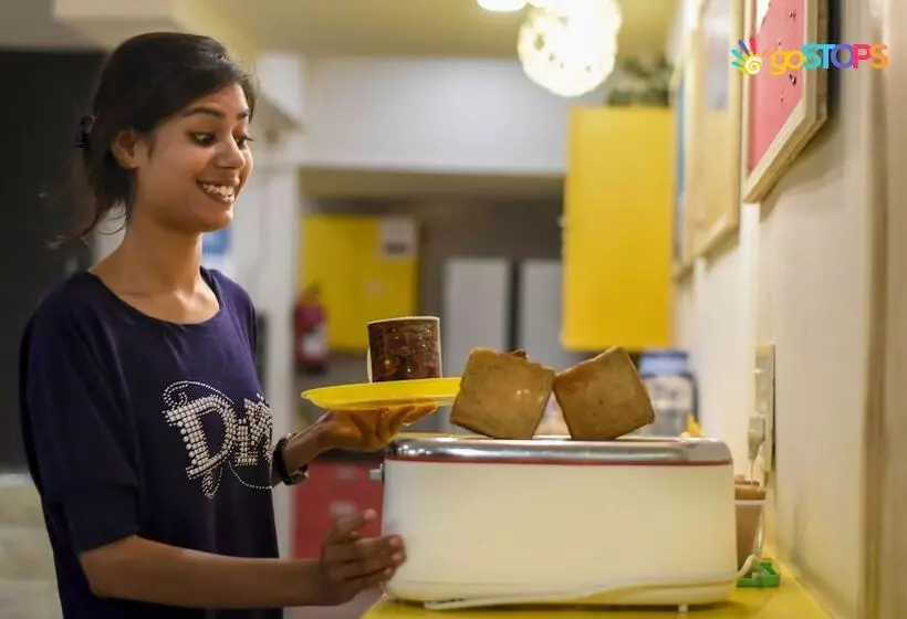 Gostops Agra   Hostel