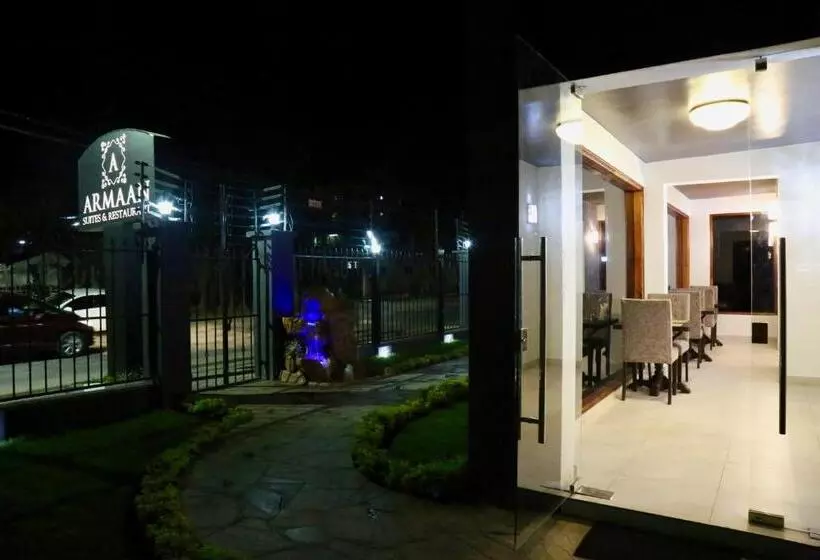 هتل Ivory Residences