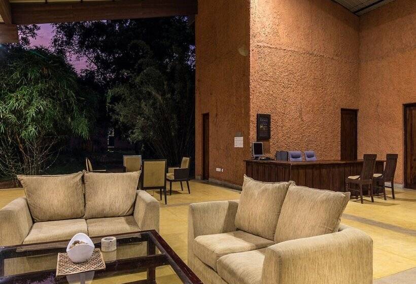 فندق Eighth Wonder Resort